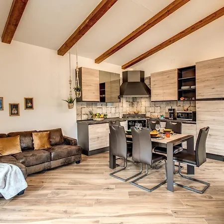 Chez Marie' - Modern In Countryside Semesterbostad